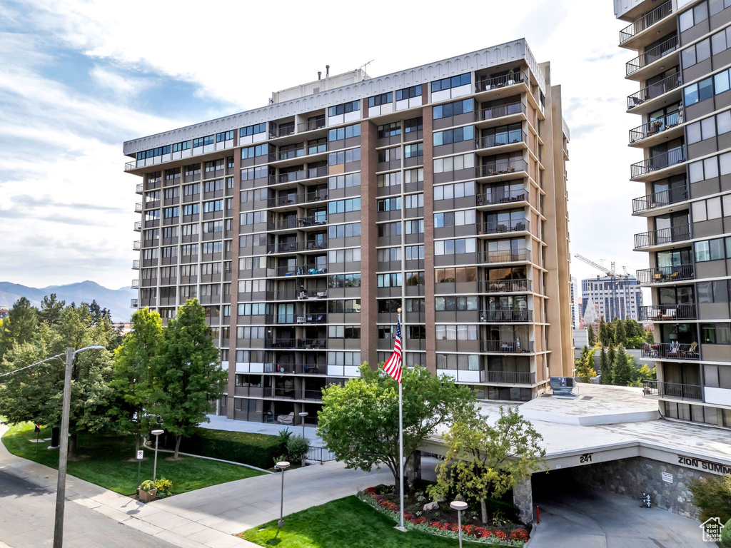 241 N VINE ST #1101E Salt Lake City, UT 84103