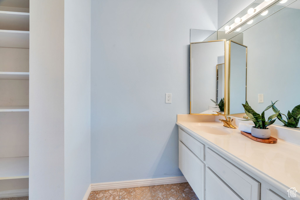 241 N VINE ST #1101E Salt Lake City, UT 84103