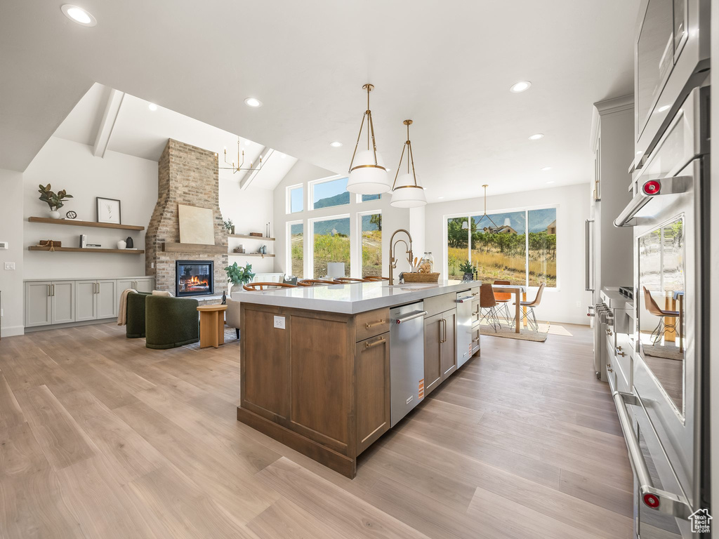 Photo 6 for MLS #2109722 at 208 E 400 South