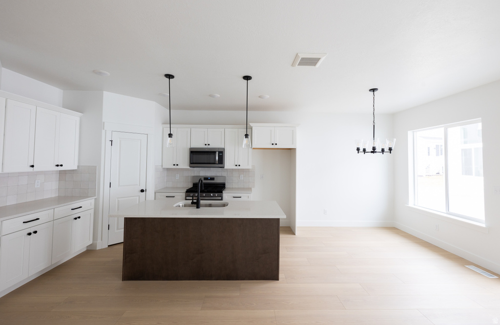 602 W SUNGLEAM LN #2374 Saratoga Springs, UT 84045