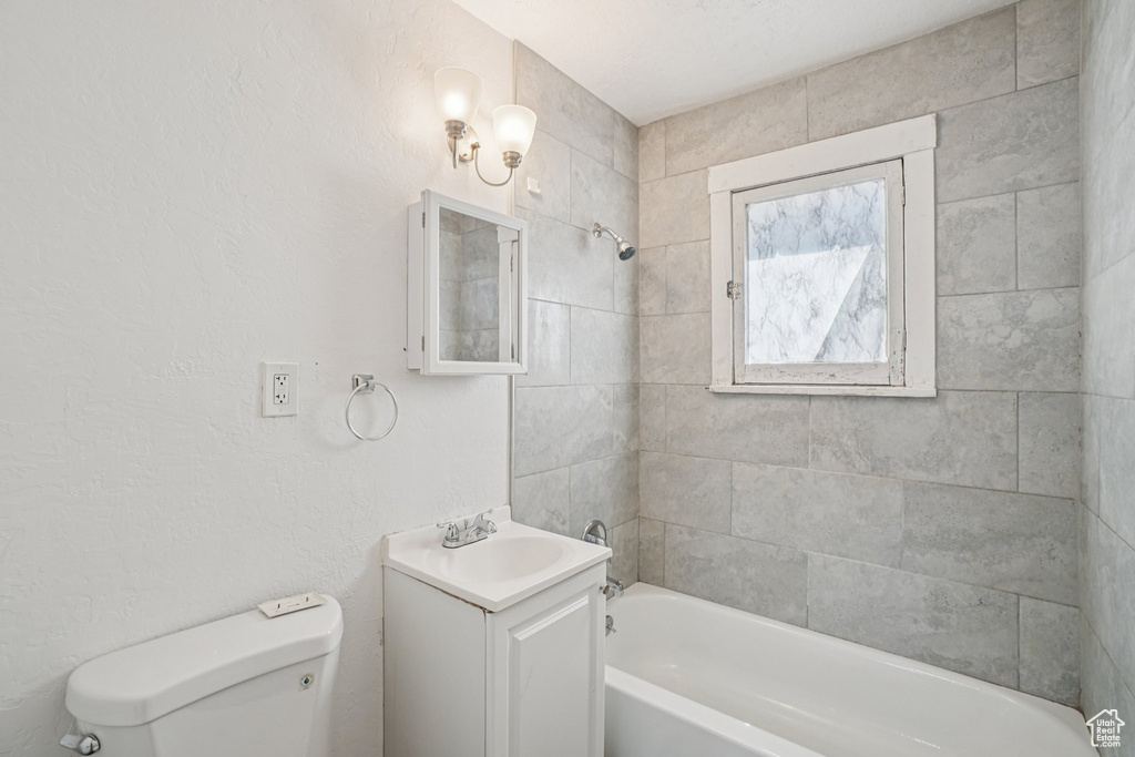 Photo 13 for MLS #2109734 at 373 Franklin St