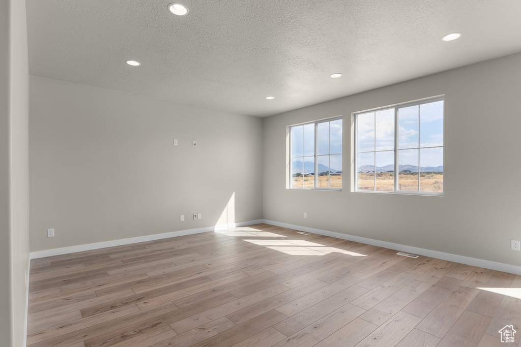 541 W COYOTE RIDGE RD Grantsville, UT 84029