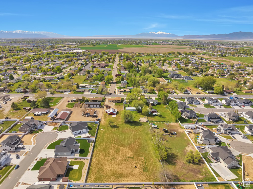 2348 W 800 N Clinton, UT 84015