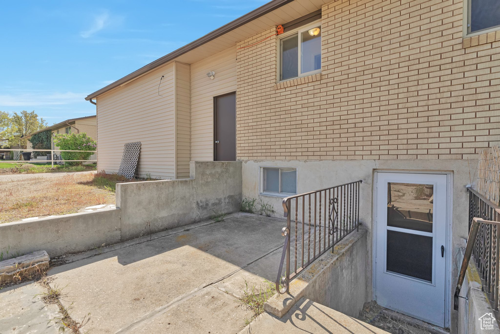 2348 W 800 N Clinton, UT 84015
