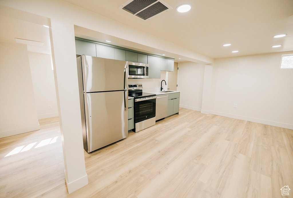 442 E CLEVELAND AVE Salt Lake City, UT 84115