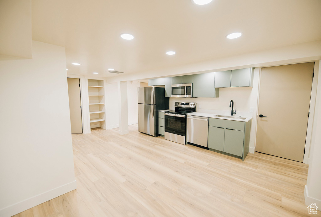 442 E CLEVELAND AVE Salt Lake City, UT 84115