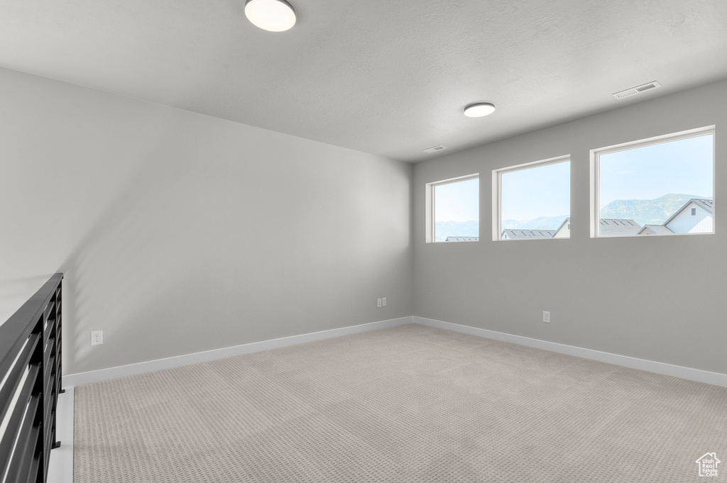 Photo 16 for MLS #2109749 at 1914 N Anderson Loop