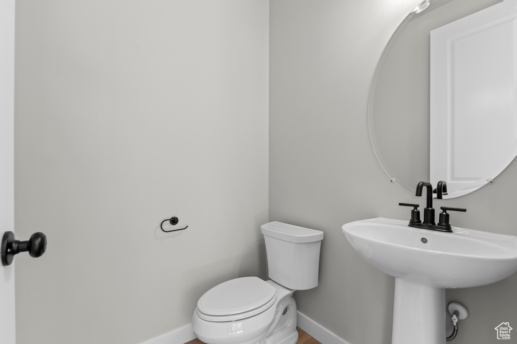 Photo 9 for MLS #2109749 at 1914 N Anderson Loop
