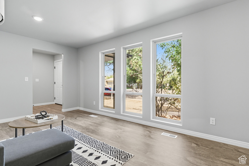 Photo 6 for MLS #2109754 at 886 S 1240 East