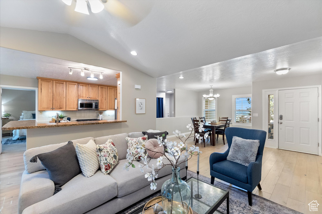 13826 S TOM SHOEMAKER CIR Draper, UT 84020