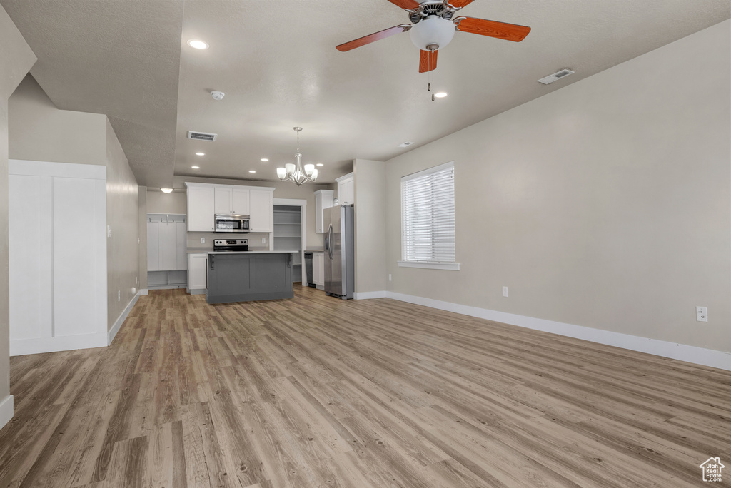 2353 S ALASKA AVE Provo, UT 84606