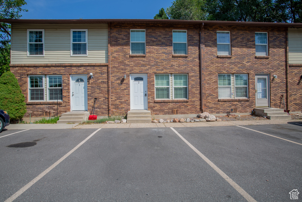Photo 2 for MLS #2109766 at 1095 E 1600 South #2