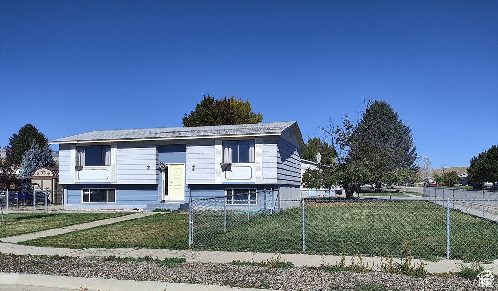 205 E CHERRY VIEW LN Orangeville, UT 84537
