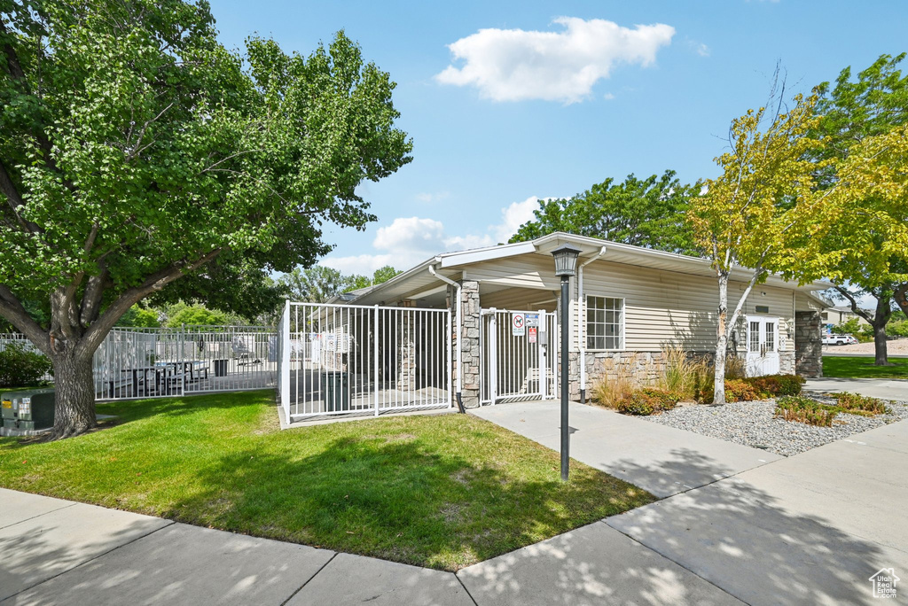 Photo 20 for MLS #2109778 at 975 W Little River Way #1