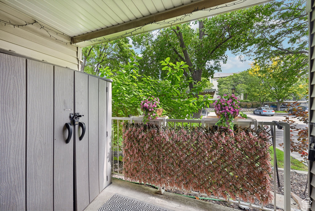 Photo 15 for MLS #2109778 at 975 W Little River Way #1