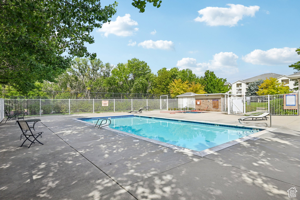 Photo 22 for MLS #2109778 at 975 W Little River Way #1