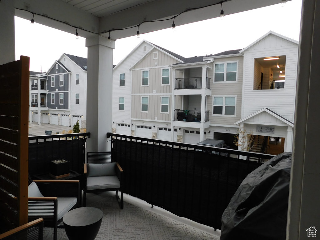Photo 19 for MLS #2109789 at 937 W Big Ben Ln #J203