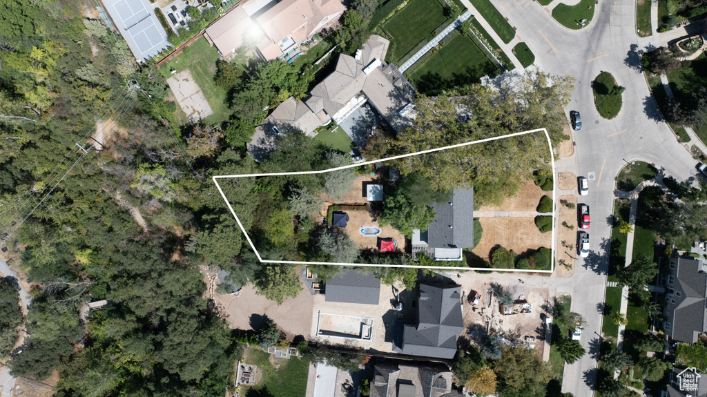 1635 E YALECREST AVE Salt Lake City, UT 84105