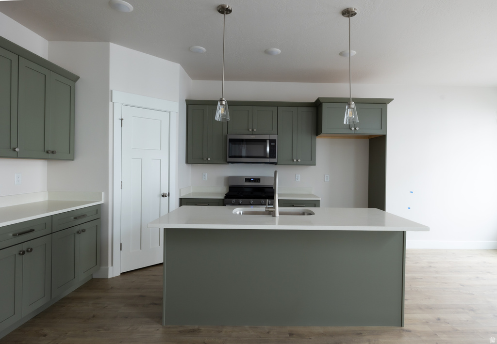 596 W SUNGLEAM LN #2376 Saratoga Springs, UT 84045