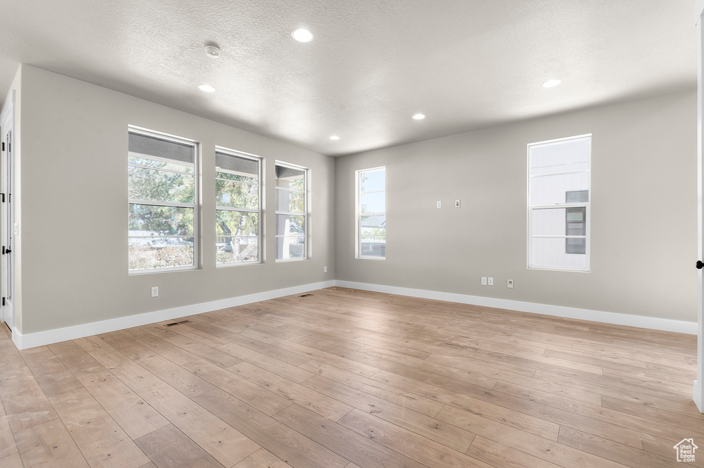 Photo 8 for MLS #2109819 at 498 W Maidengrass Way