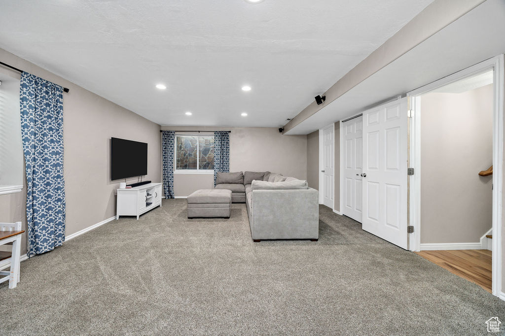 939 E SAM CIR Clearfield, UT 84015