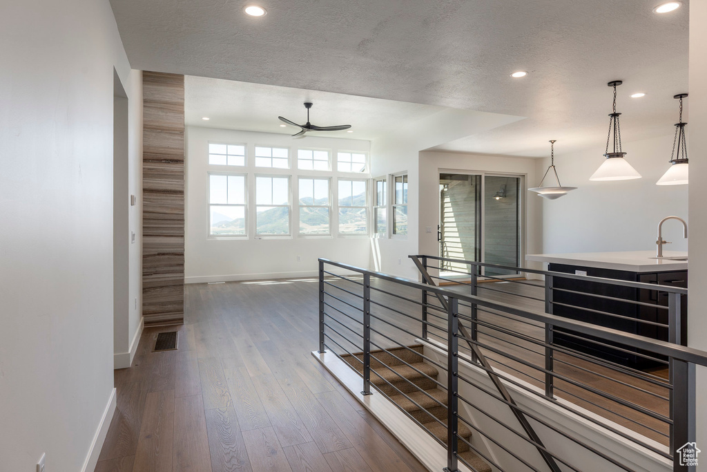 Photo 2 for MLS #2109827 at 678 E Silver Hill Loop #93