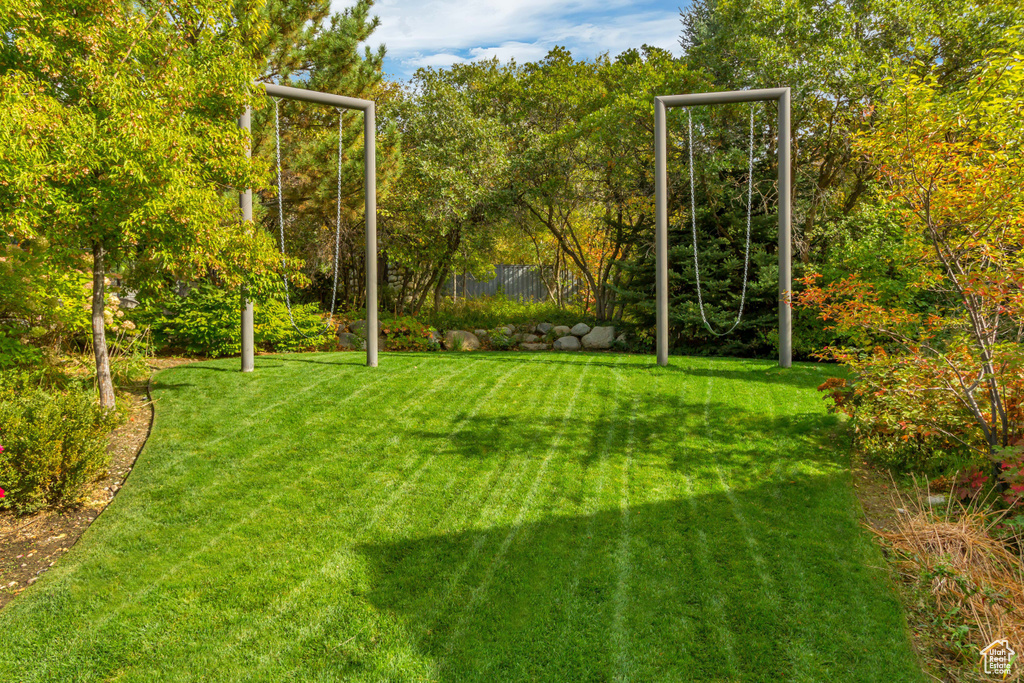 Photo 122 for MLS #2109830 at 13322 N Grove Dr