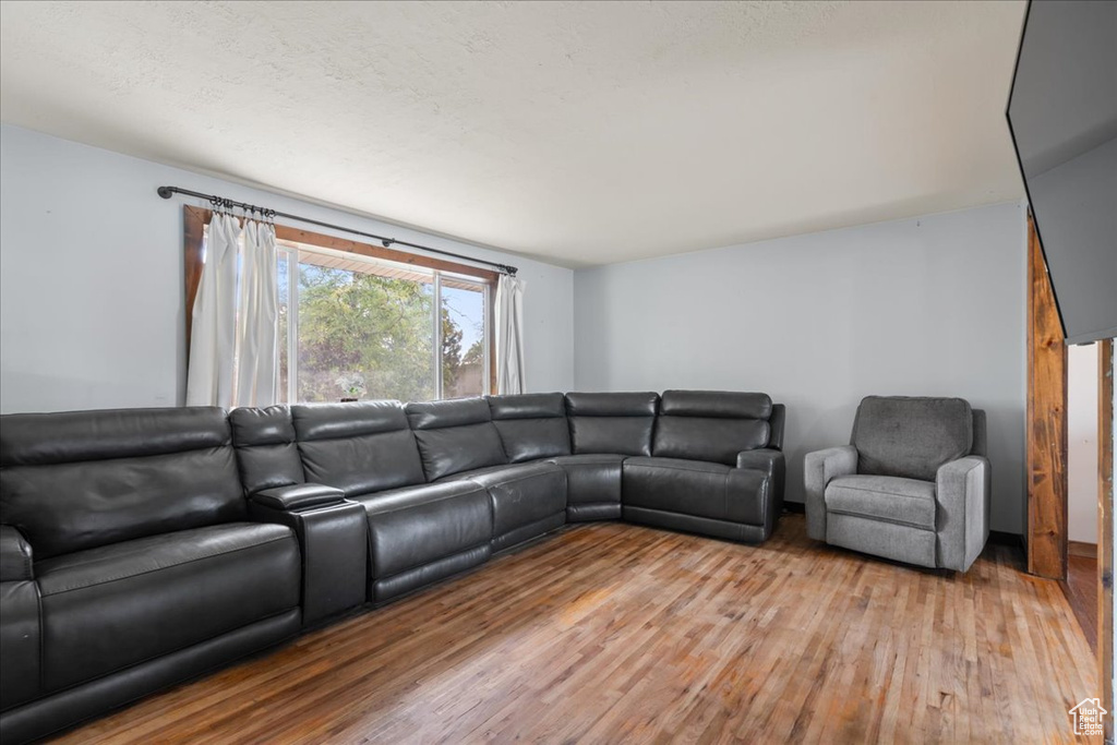 Photo 5 for MLS #2109838 at 1077 E Turquoise Way