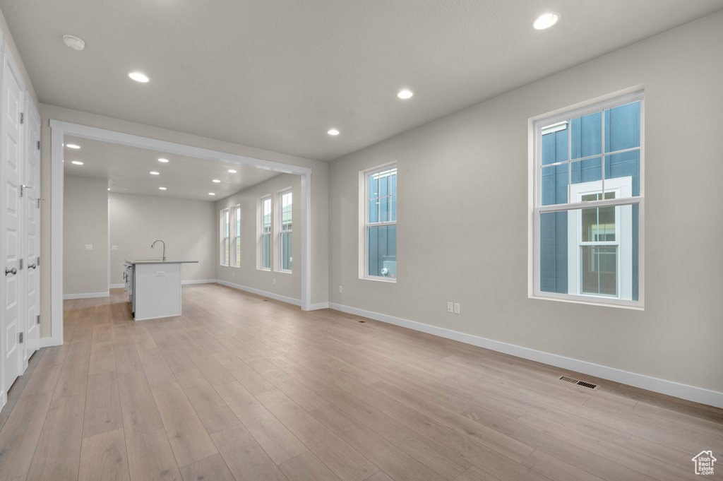 Photo 6 for MLS #2109843 at 11188 S Fordman Way