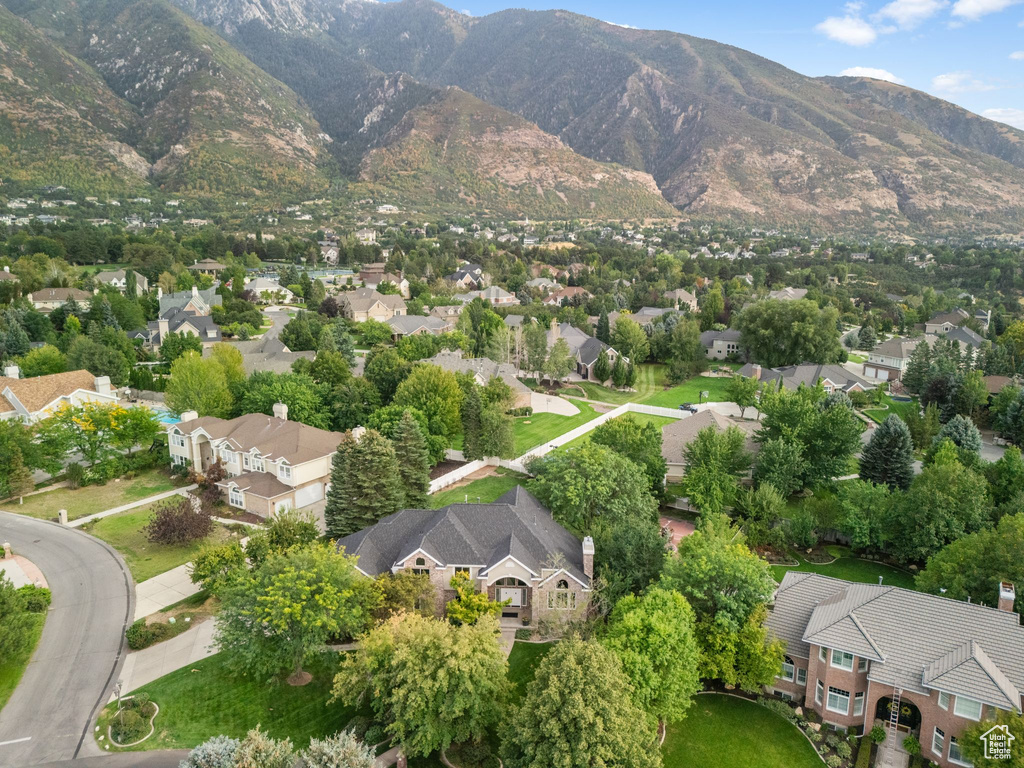 7 E WANDERWOOD WAY Sandy, UT 84092