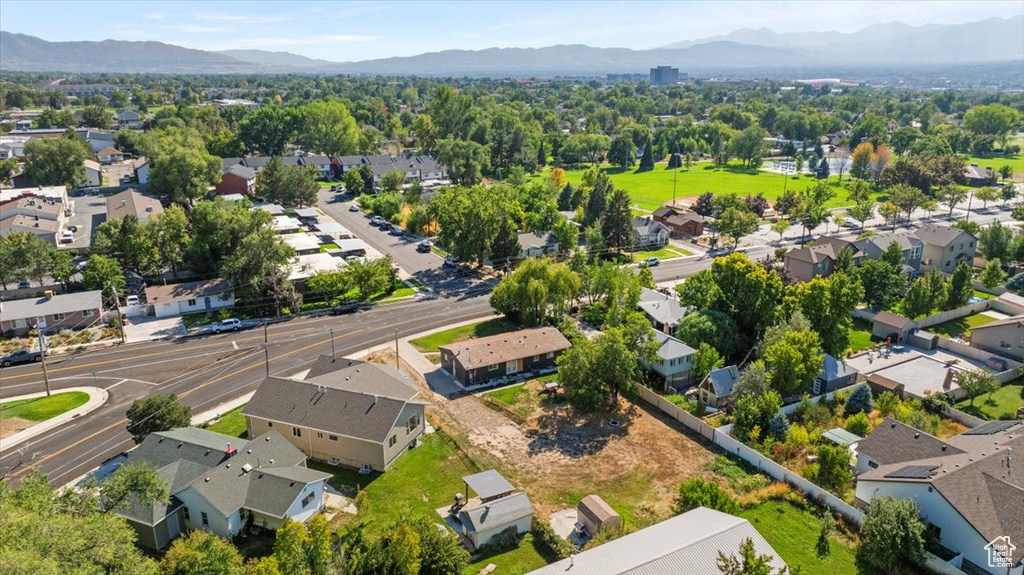 627 E 8680 S Sandy, UT 84070