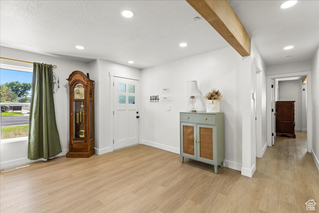 627 E 8680 S Sandy, UT 84070