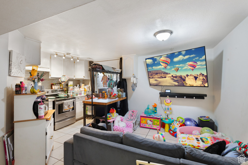 Photo 20 for MLS #2109867 at 3231 Lester St