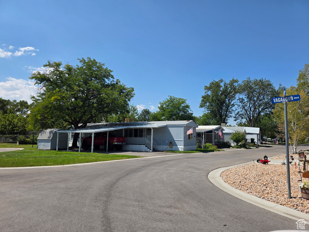 Photo 6 for MLS #2109875 at 296 E Nashue St #112