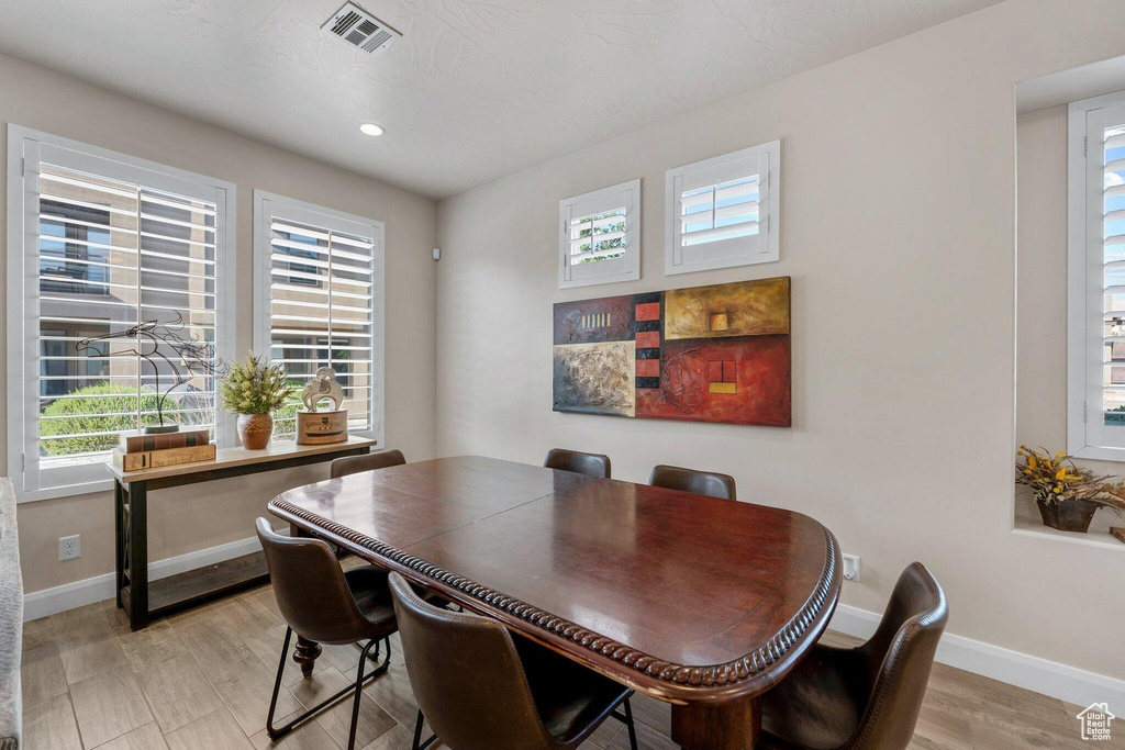 Photo 12 for MLS #2109880 at 1668 W Escapes Dr