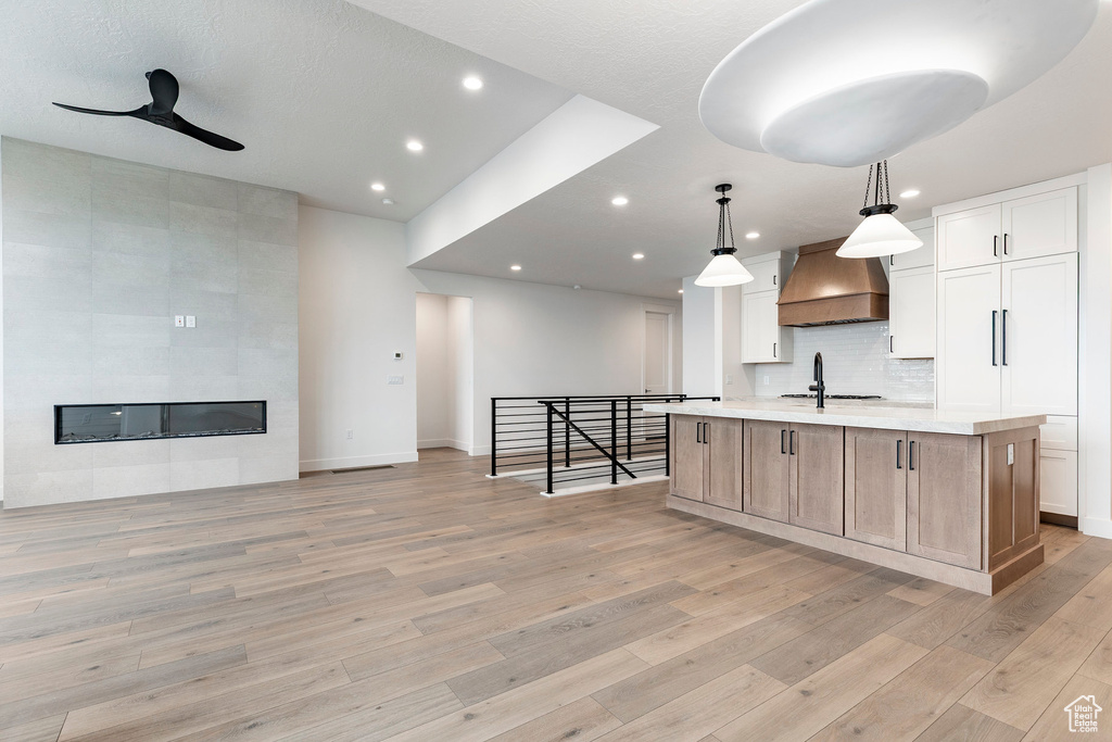 Photo 9 for MLS #2109881 at 674 E Silver Hill Loop #94