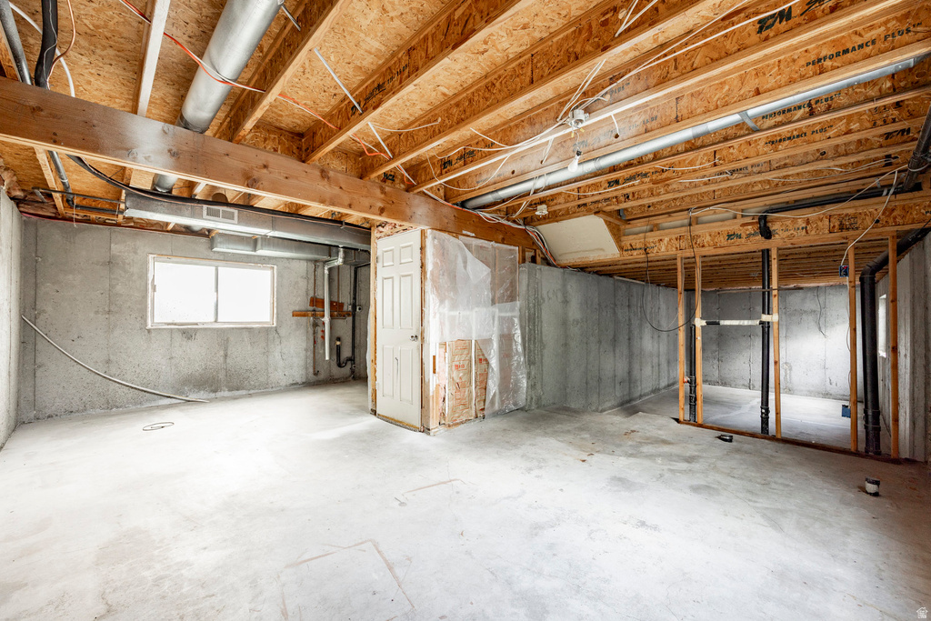 6922 S MULLIEN DR West Jordan, UT 84084