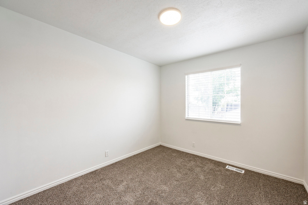 6922 S MULLIEN DR West Jordan, UT 84084