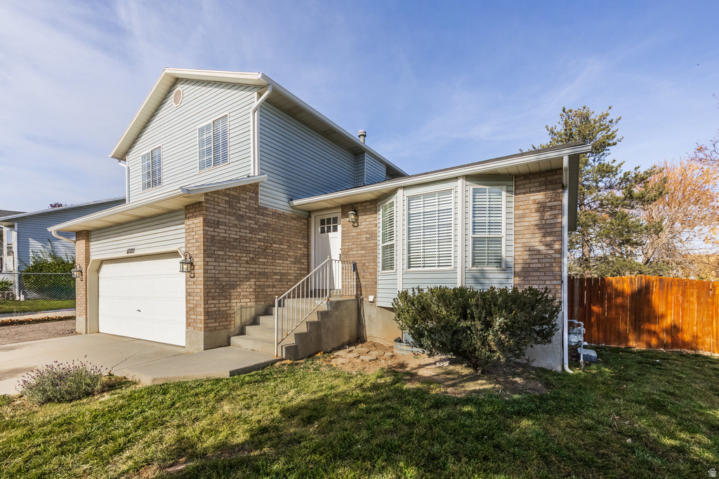 6922 S MULLIEN DR West Jordan, UT 84084