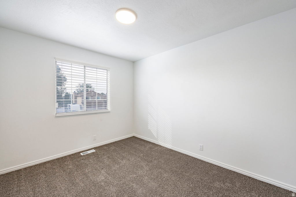 6922 S MULLIEN DR West Jordan, UT 84084