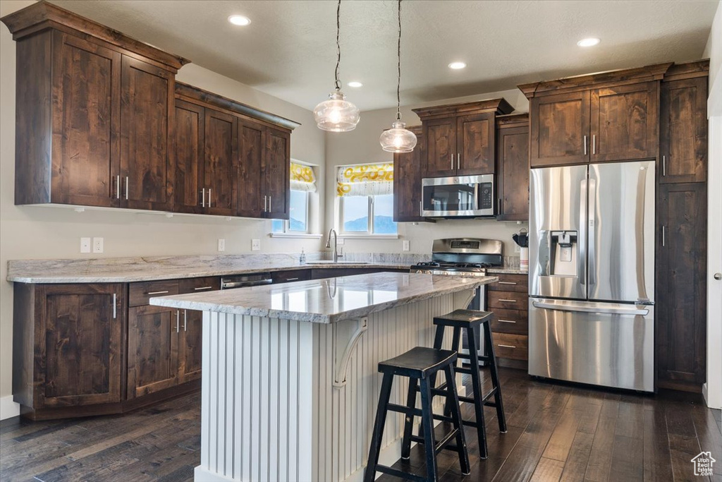 3847 E HOLLOW CREST DR Eagle Mountain, UT 84005