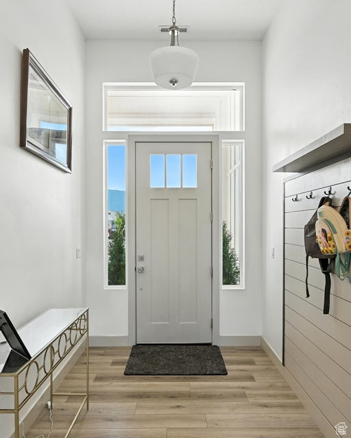 Photo 5 for MLS #2109898 at 3977 N Monarch Dr