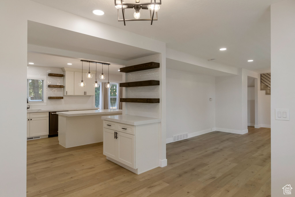 1372 SWEETWATER LN Farmington, UT 84025