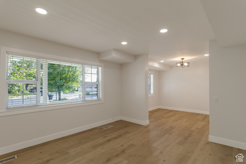 1372 SWEETWATER LN Farmington, UT 84025