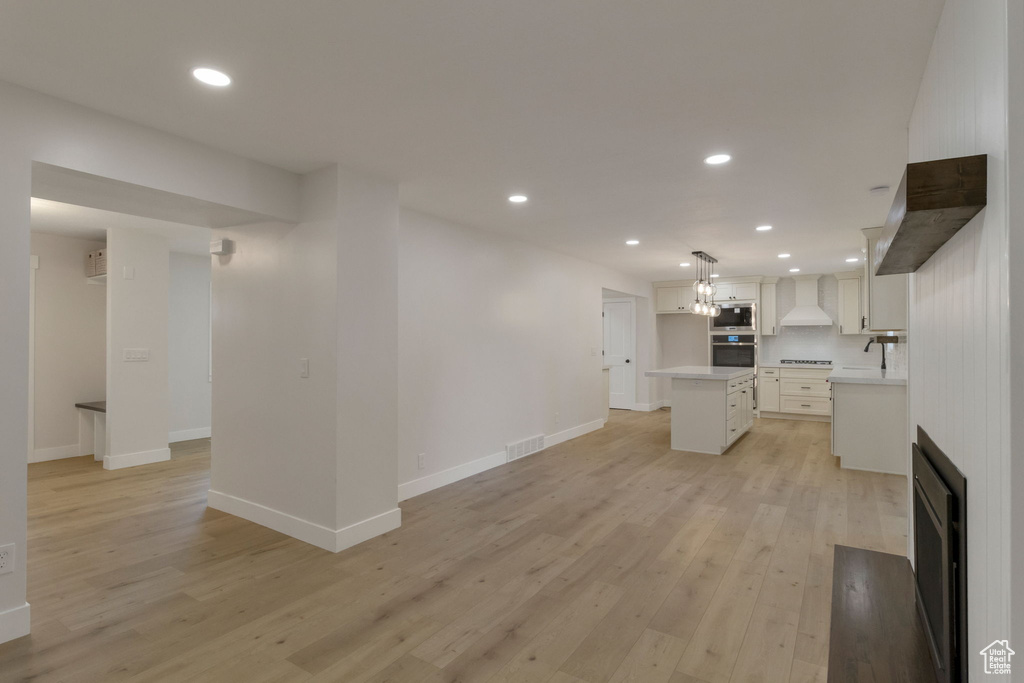 1372 SWEETWATER LN Farmington, UT 84025