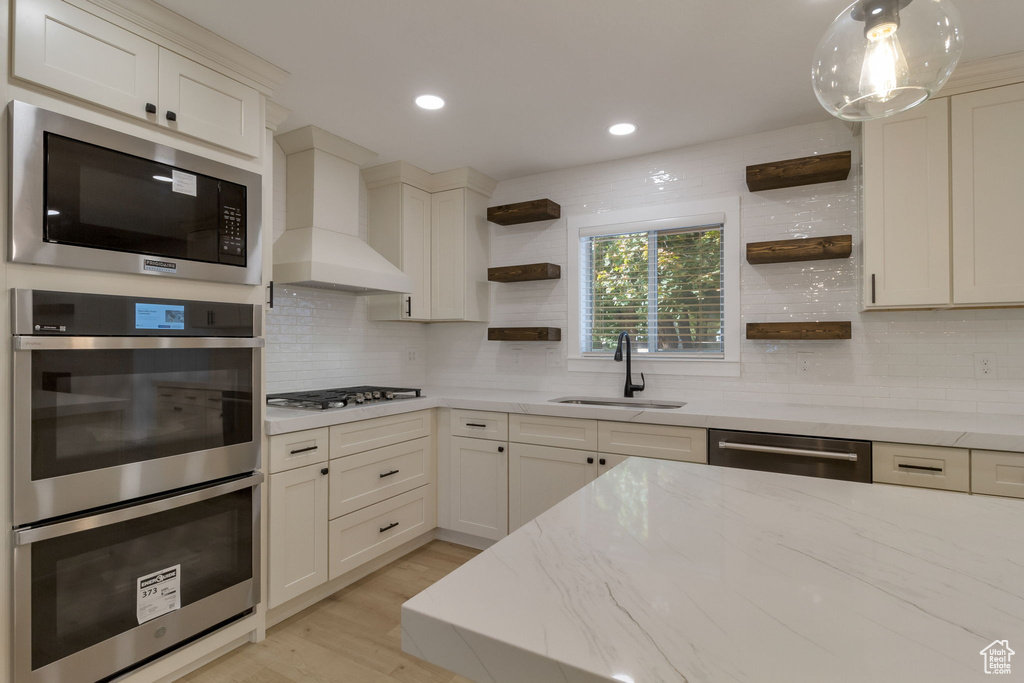 1372 SWEETWATER LN Farmington, UT 84025
