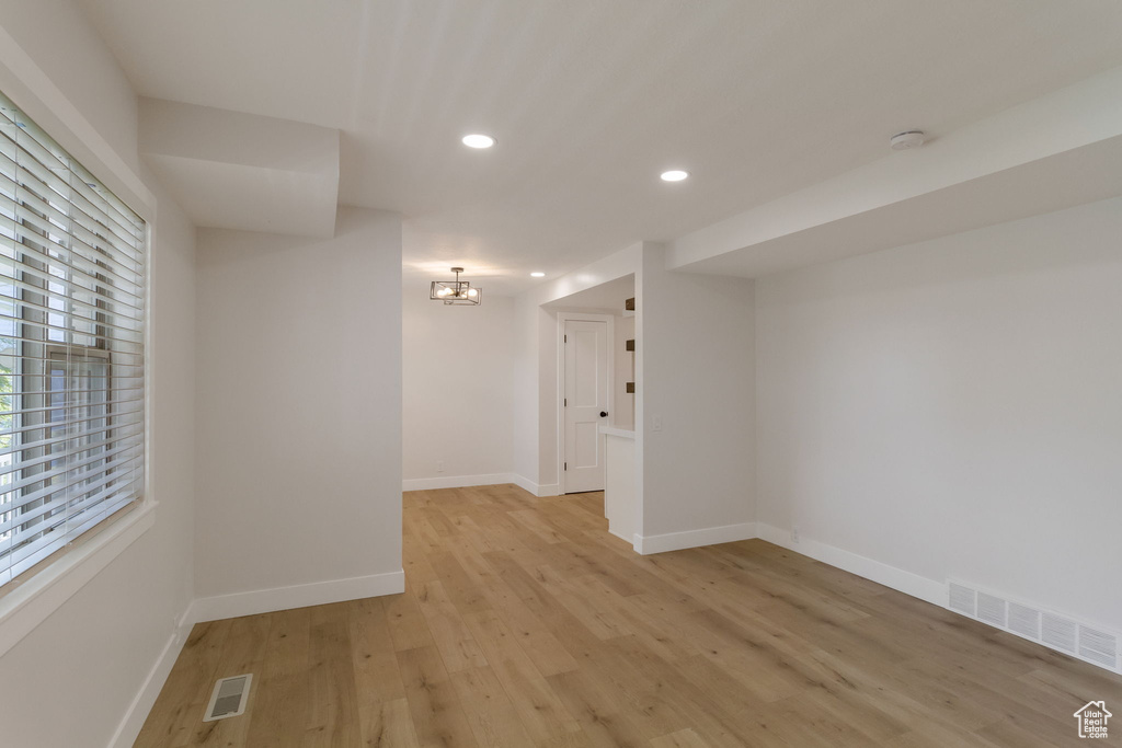 1372 SWEETWATER LN Farmington, UT 84025