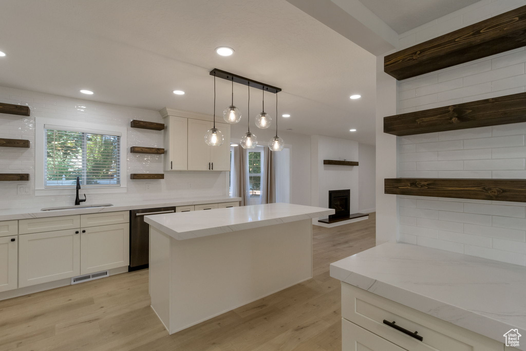 1372 SWEETWATER LN Farmington, UT 84025