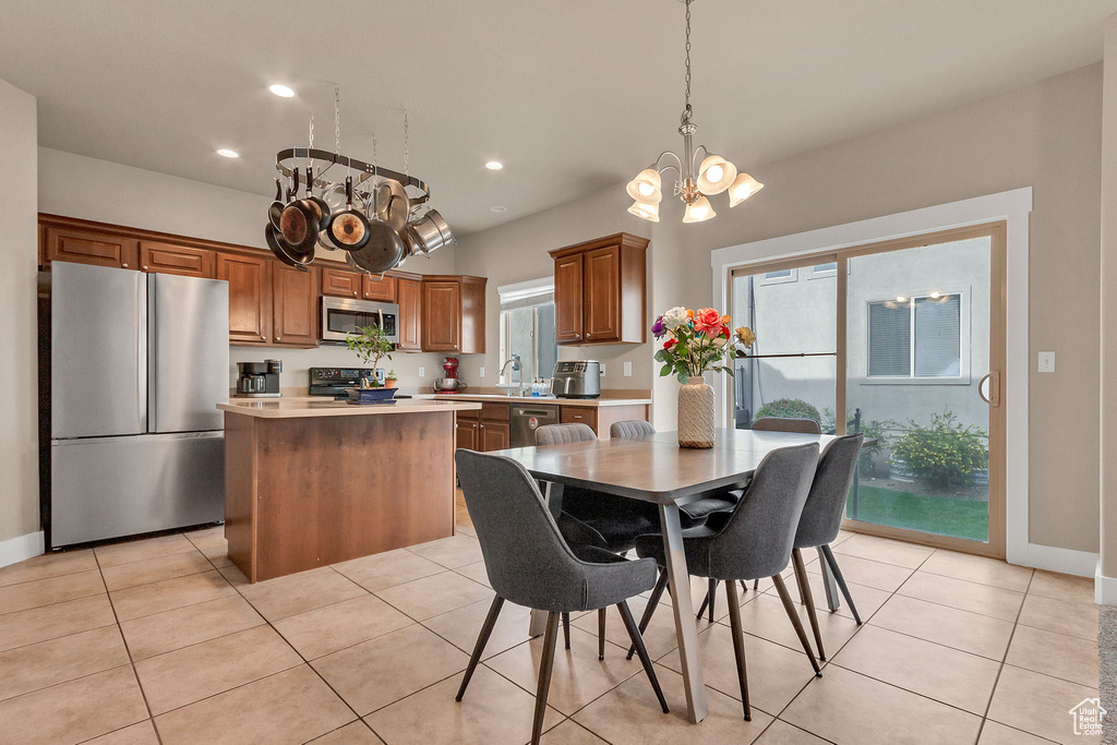 Photo 10 for MLS #2109906 at 2546 N Elm Dr