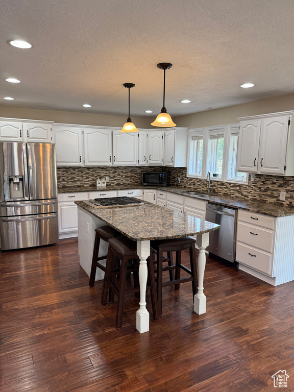 Photo 3 for MLS #2109914 at 1823 N 6250 East